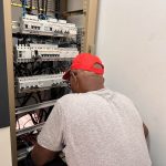 Électricien certifié pour mise aux normes 972